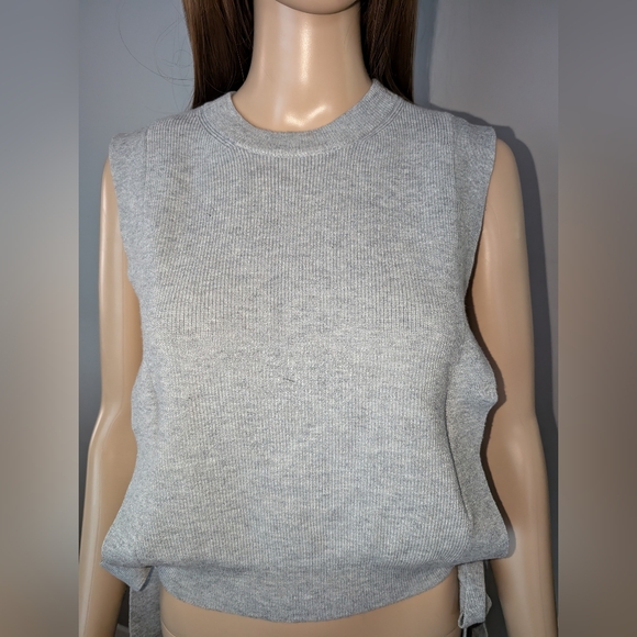 NWT URBAN REVIVO Grey sweater vest with side cut out & tie detail. Size S - Picture 3 of 8
